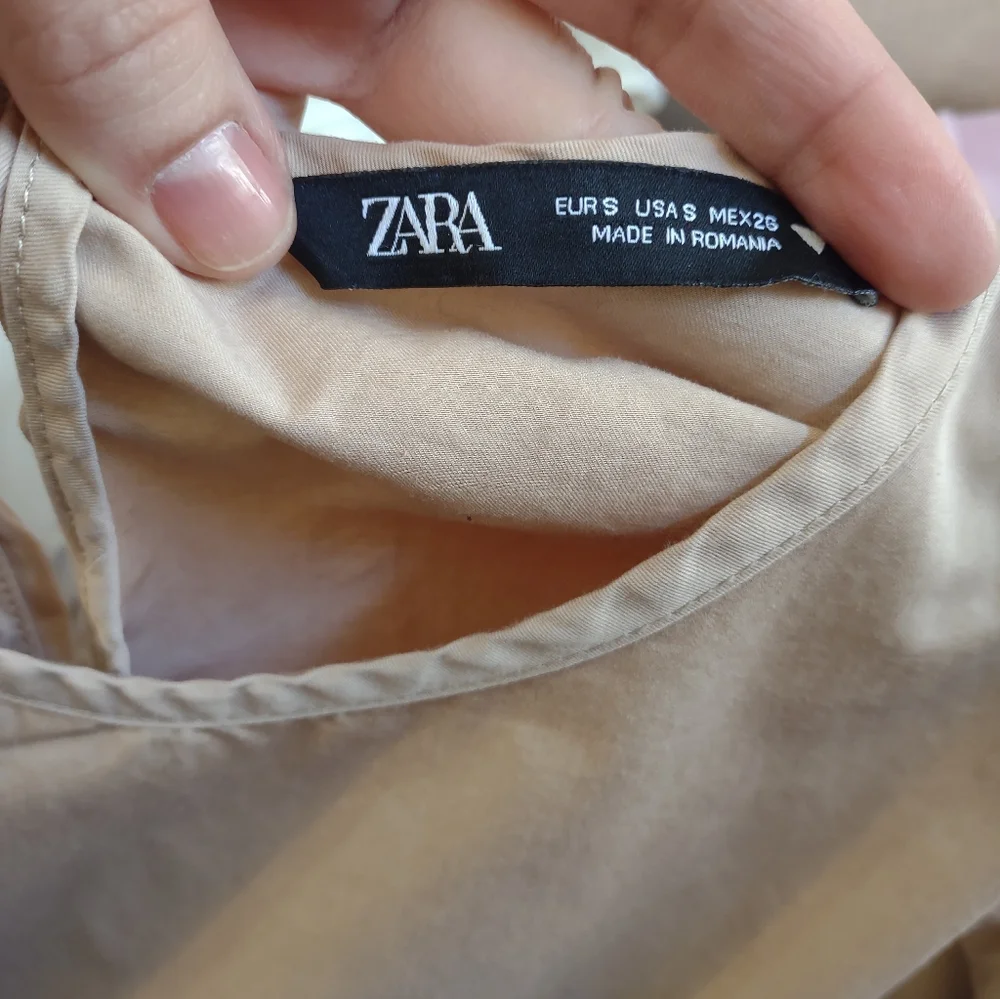 Zara Tan Cotton Puff Sleeves Tiered Maxi Dress. - Picture 10 of 11